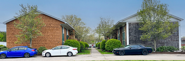 Kelleher and Pentore of Horvath & Tremblay handle $3.575 <br>million sale of a 16-unit multifamily property